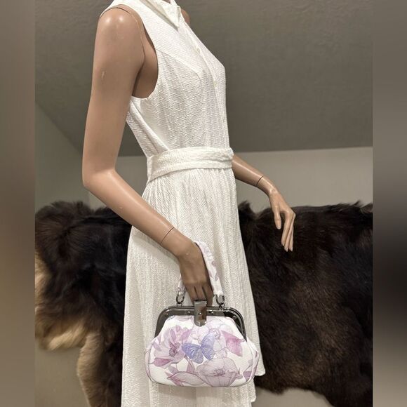 Butterfly Print Cowhide Leather Handmade Rivet Frame Push Lock Multi Use Handbag - Picture 14 of 16